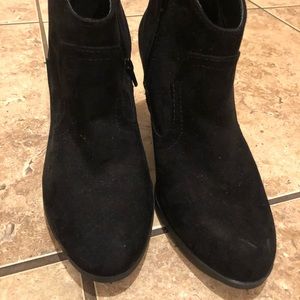 Black heeled ankle booties